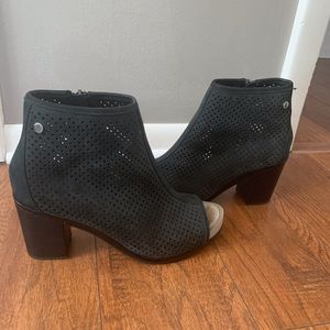 Hush Puppies ‘Reyna Mariska’ heeled sandals